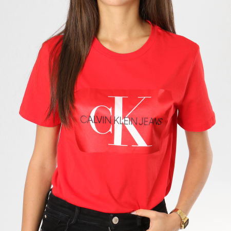 Calvin Klein - Tee Shirt Femme Monogram Box Logo Rouge