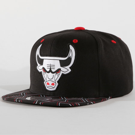 Mitchell and Ness - Casquette Snapback Chicago Bulls BH78DP Noir Rouge Blanc 