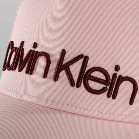 Calvin Klein - Casquette Femme Race 4969 Rose