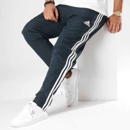 Adidas Sportswear - Pantalon Jogging Real Madrid CW8656 Bleu Marine Blanc