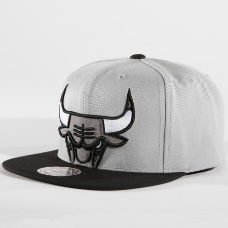 Mitchell and Ness - Casquette Snapback Chicago Bulls BH78DX Gris Noir