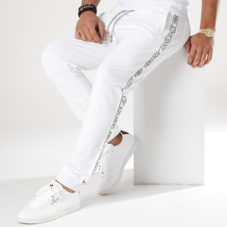 Versace Jeans Couture - Pantalon Jogging tup315 Logo Tape A2GTB1FI Blanc