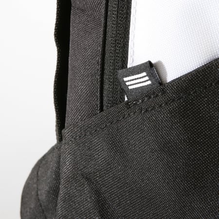 Adidas Sportswear - Sac A Dos Parkhood DQ1072 Noir Blanc