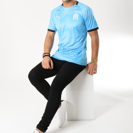 Puma - Tee Shirt De Sport OM Graphic Jersey 754654 Bleu Clair
