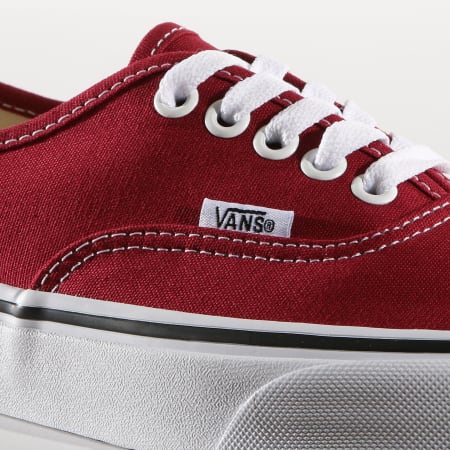 Vans - Baskets Authentic A38EMVG41 Rumba Red True White