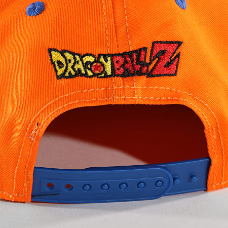 Dragon Ball Z - Casquette Snapback Goku Metal Badge Orange Bleu Roi