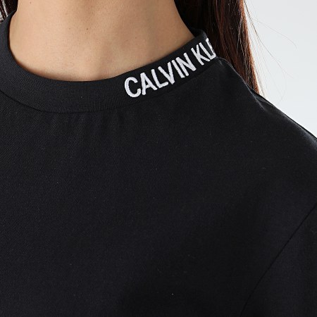 Calvin Klein - Tee Shirt Crop Femme Skater 0578 Noir