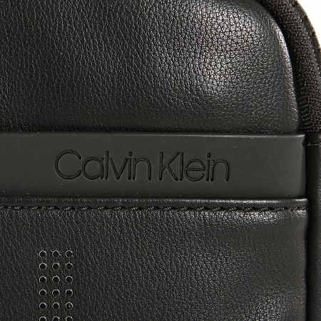 Calvin Klein - Sacoche CKJ Mini Flat Crossover 4353 Noir