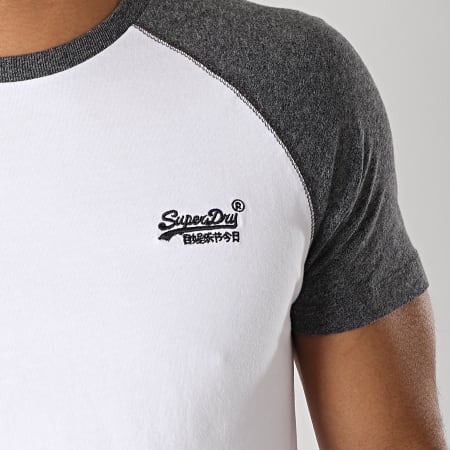 Superdry - Tee Shirt Orange Label Baseball Blanc Gris Chiné
