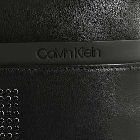 Calvin Klein - Sacoche CK Up Flat Crossover 4361 Noir