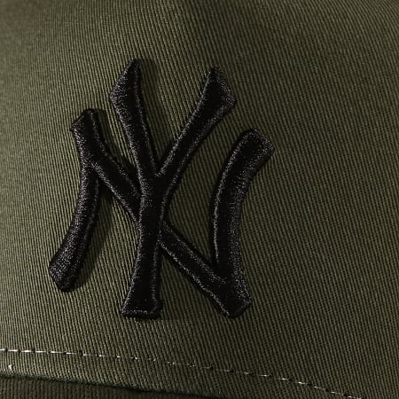 New Era - Casquette Trucker New York Yankees 11871464 Vert Kaki Noir