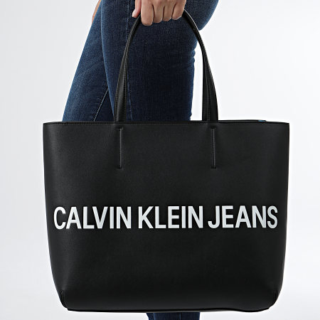 Calvin Klein - Sac A Main Sculpted Logo 5246 Noir