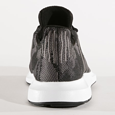 Adidas Originals - Baskets Swift Run BD7977 Core Black Footwear White