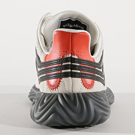 Adidas Originals - Baskets Sobakov BD7548 Off White Core Black Raw Amber