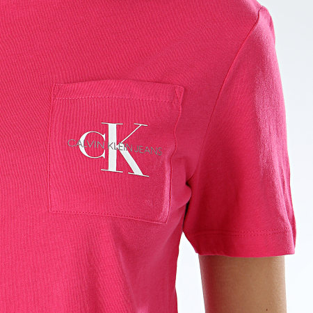Calvin Klein - Tee Shirt Poche Crop Femme Monogram 9736 Rose