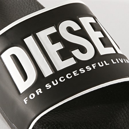 Diesel - Claquettes Valla Y01920-P0316 Noir