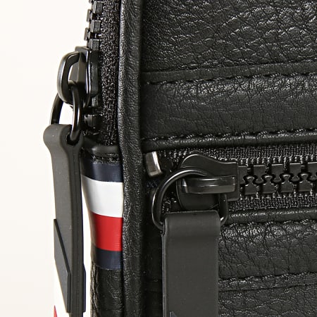 Tommy Hilfiger - Sacoche Essential Compact Crossover 4616 Noir