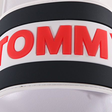 Tommy Hilfiger - Claquettes Core EM0EM00219 Blanc