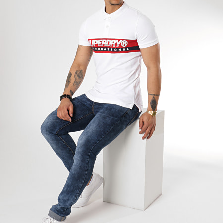 Superdry - Polo Manches Courtes International Chest M11011RT Blanc