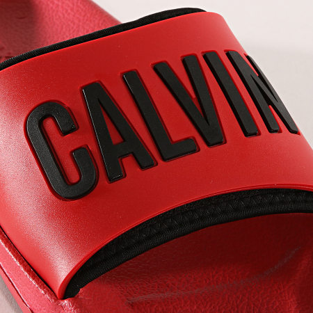 Calvin Klein - Claquettes Slide 376 Rouge Noir