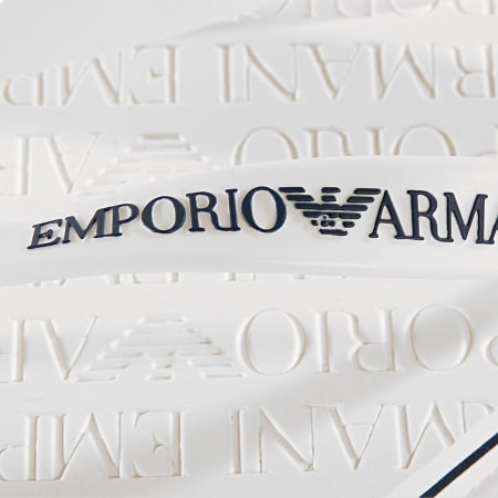 Emporio Armani - Tongs X4QS01-XL826 Blanc