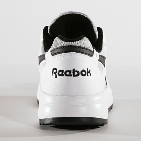 Reebok - Baskets Bolton Essential DV5640 White Skull Grey Black Neon
