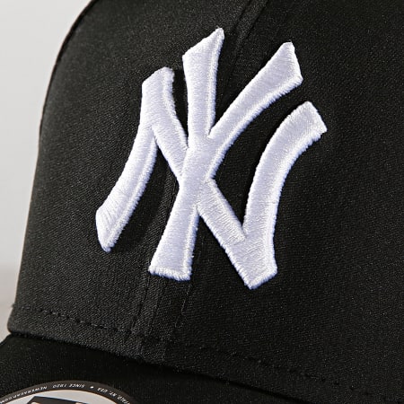 New Era - Casquette Fitted Featherweight 3930 New York Yankees 11941685 Noir