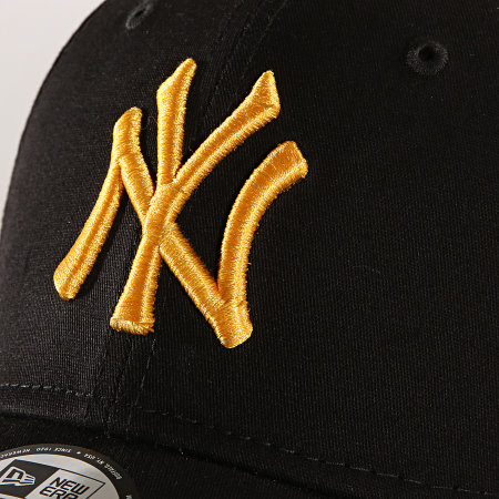 New Era - Casquette Fitted League Essential New York Yankees 11945662 Noir