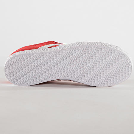 Adidas Originals - Baskets Femme Gazelle BY9543 Scarlet Footwear White Gold Metallic 
