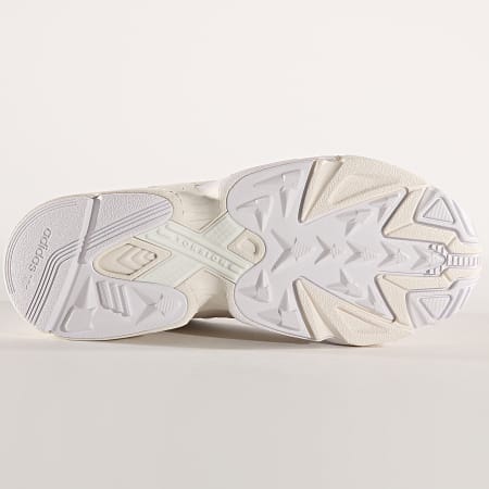 Adidas Originals - Baskets Yung-1 B37616 Cloud White Footwear White