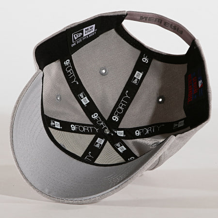 New Era - Casquette Femme 9Forty Shadow Tech New York Yankees Gris Chiné