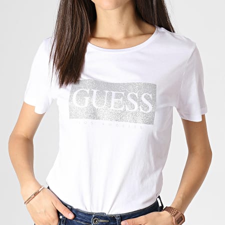 Guess - Tee Shirt Femme W93I80K7WS0 Blanc Argenté