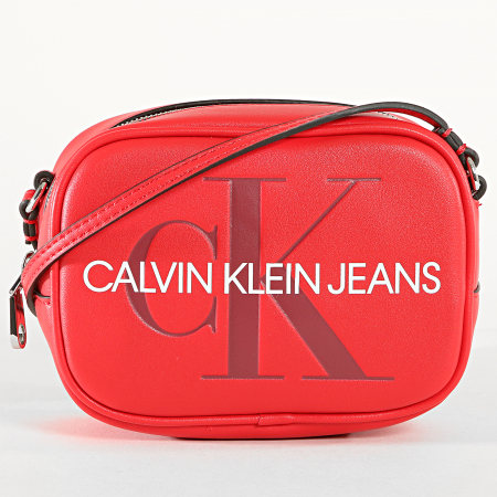 Calvin Klein - Sacoche Femme Sculpted Monogram Camera 5524 Rouge