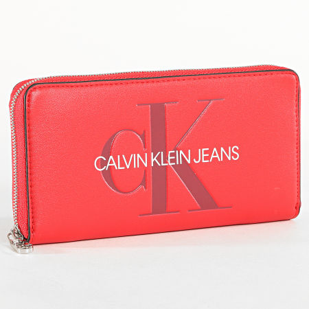 Calvin Klein - Portefeuille Femme Sculpted Large Ziparound 5547 Rouge