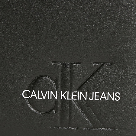 Calvin Klein - Sacoche Smooth Monogram Micro Flatpack 4741 Noir