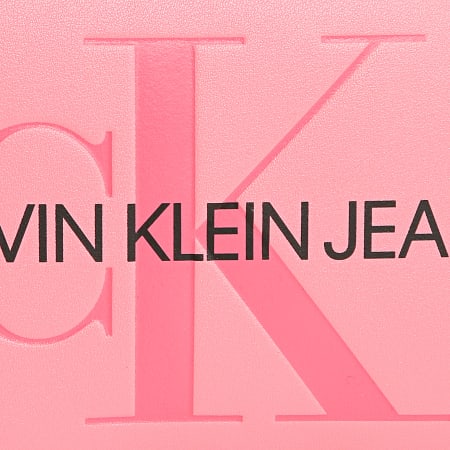 Calvin Klein - Sacoche Femme Sculpted Monogram Camera 5524 Rose