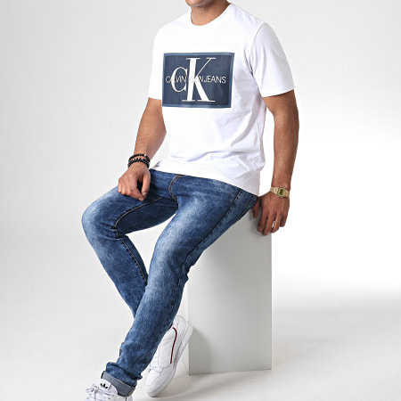 Calvin Klein - Tee Shirt Monogram Icon Box 2477 Blanc