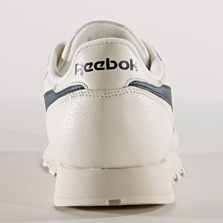 Reebok - Baskets Classic Leather MU DV9695 Chalk Paper White Collegiate Navy