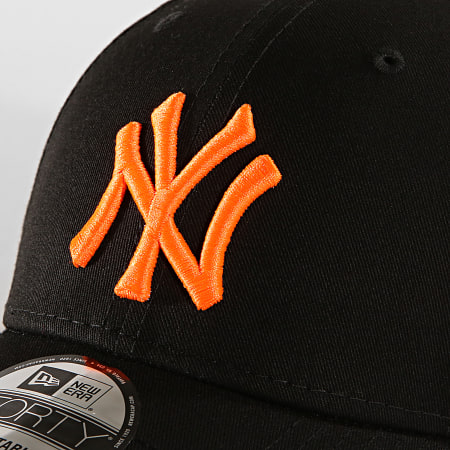 New Era - Casquette Baseball 9Forty League Essential 94 New York Yankees 12062852 Noir Orange Fluo