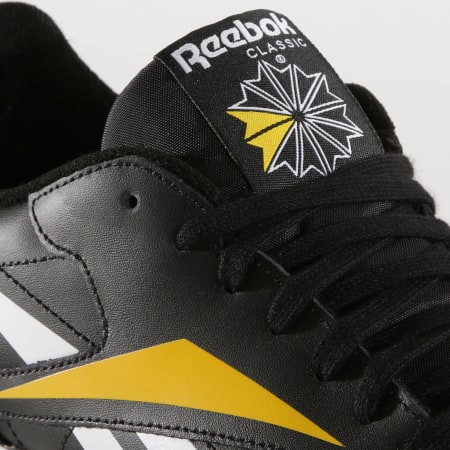Reebok Baskets Classic Leather MU EF8835 Black White Toxic