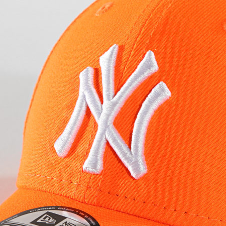 New Era - Casquette Baseball 9Forty FRC MRKT Neon New York Yankees 12109560 Orange Fluo Blanc