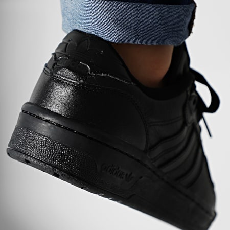 Adidas Originals - Baskets Rivalry Low EF8730 Core Black Footwear White