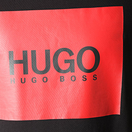 HUGO - Tee Shirt Dolive 194 50414225 Noir Rouge