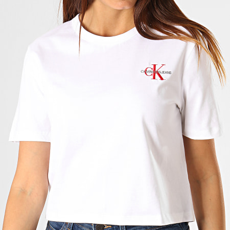 Calvin Klein - Tee Shirt Femme Crop Monogram Embroidery 1592 Blanc Rouge
