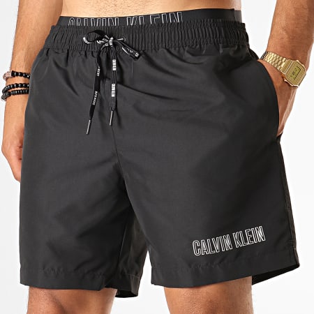 Calvin Klein - Short De Bain Medium Double Waistband KM0KM00300 Noir Blanc