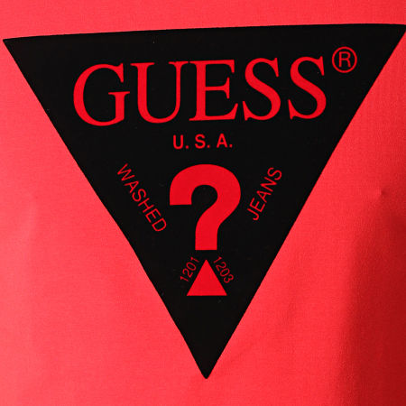 Guess - Tee Shirt M94I46-J1300 Rouge Noir