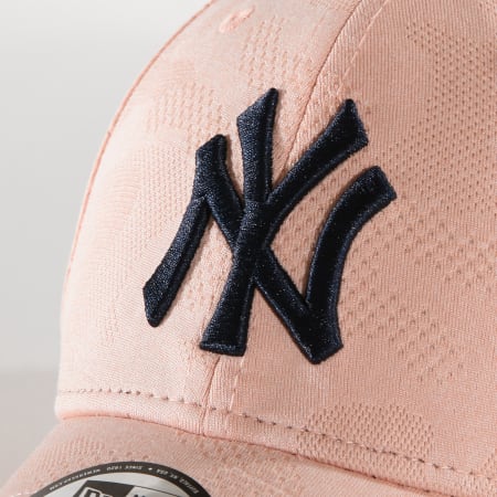 New Era - Casquette 9Forty Engineered Plus 12040597 New York Yankees Rose