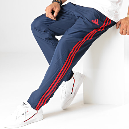 Adidas Sportswear - Pantalon Jogging A Bandes Arsenal Presentation EH5726 Bleu Marine Foncé Rouge