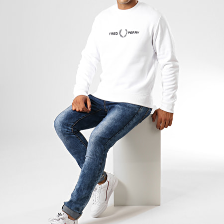 Fred Perry - Sweat Crewneck Graphic M7521 Blanc