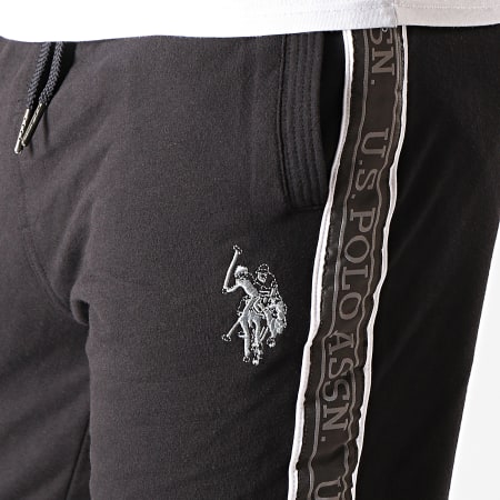 US Polo ASSN - Pantalon Jogging A Bandes USPA 11552976-51930 Noir Gris Blanc